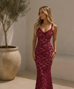 DRESSES